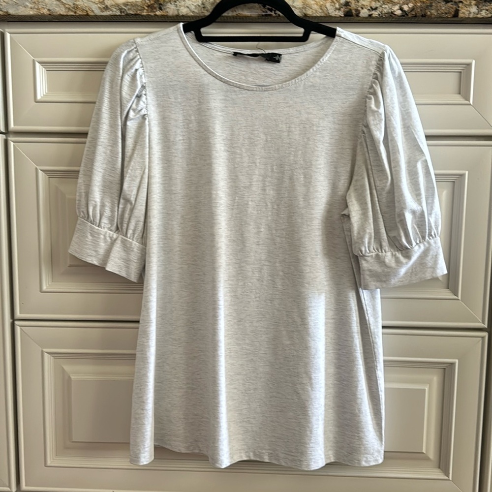 Puff sleeve blouse